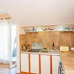 5 Bedroom Lovely In Raslina