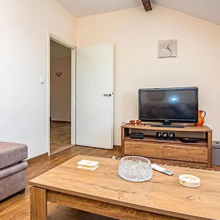 Amazing In With Kitchen